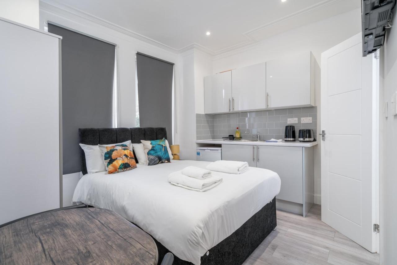 London Selwyn Unique & Stylish Studios Екстериор снимка