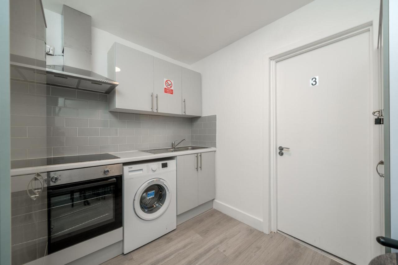 London Selwyn Unique & Stylish Studios Екстериор снимка